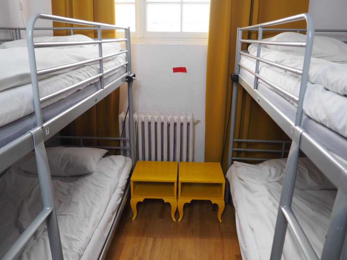 Nakvynės namai New World St Hostel And Private Room *