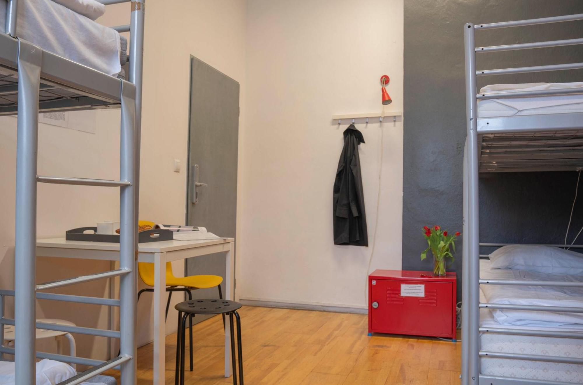 New World St Hostel And Private Room Nakvynės namai
